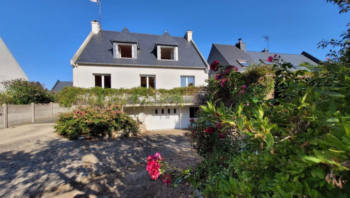 LANNION : AGREABLE MAISON AVEC 4 CHAMBRES Maison Vente