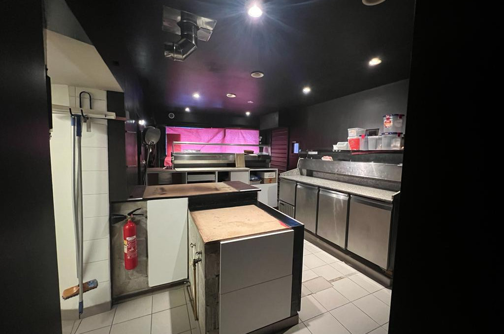 IMMEUBLE HABITATION + LOCAL COMMERCIAL TREGUIER Immeuble Vente
