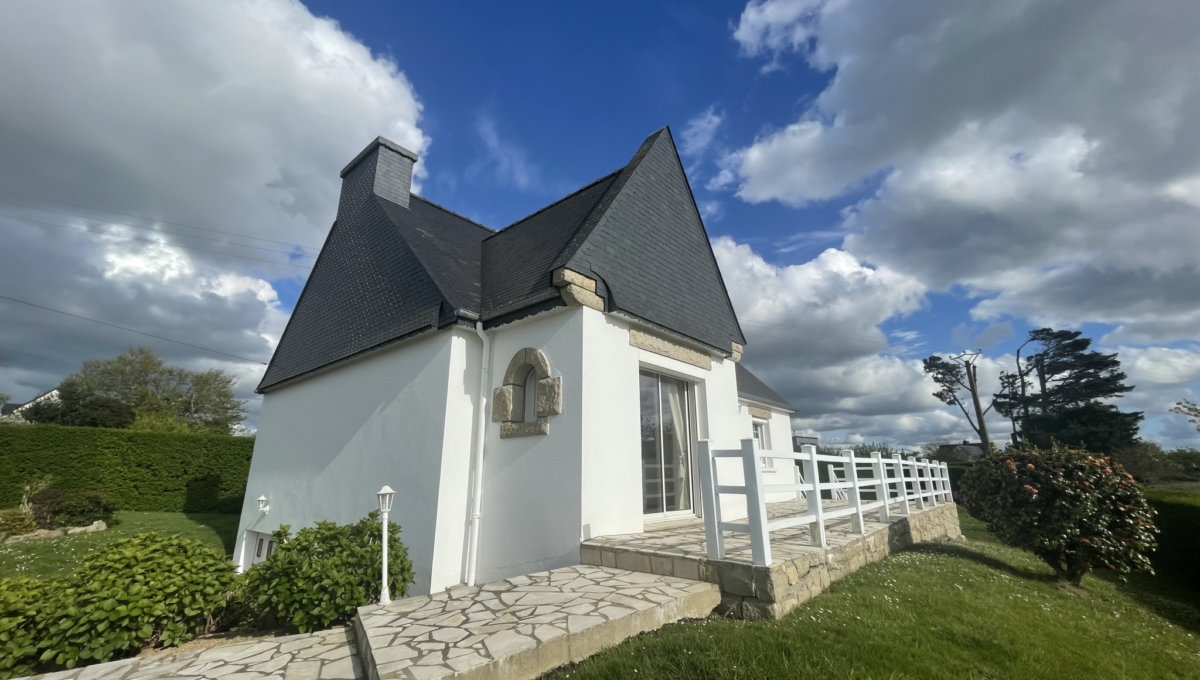 LANNION - BEG LEGUER : Maison avec jardin proche des plages Maison Vente