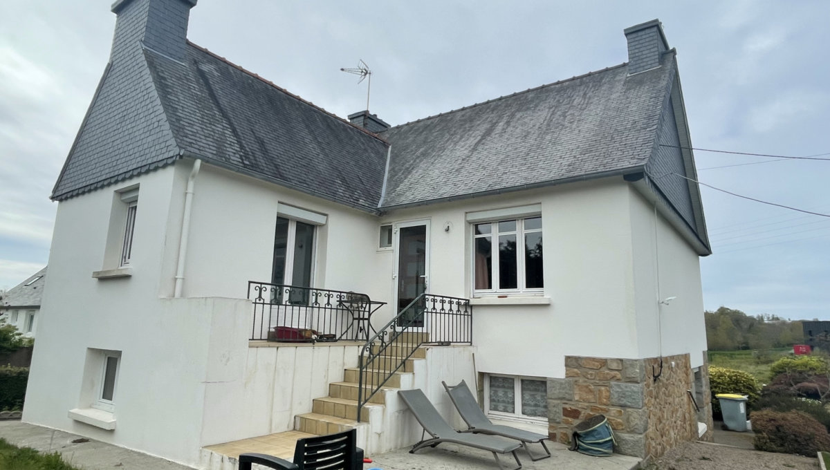 LANNION - à louer maison meublée 2 chambres Maison Location