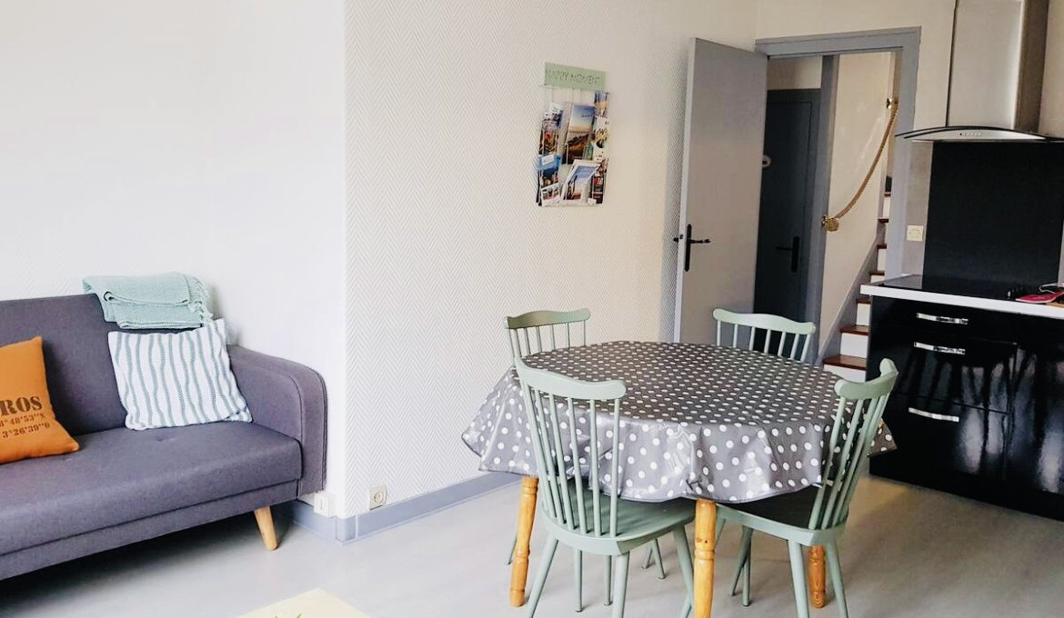PERROS - GUIREC - Bel Appartement avec 2 Chambres - Hyper Centre Ville Appartement Vente