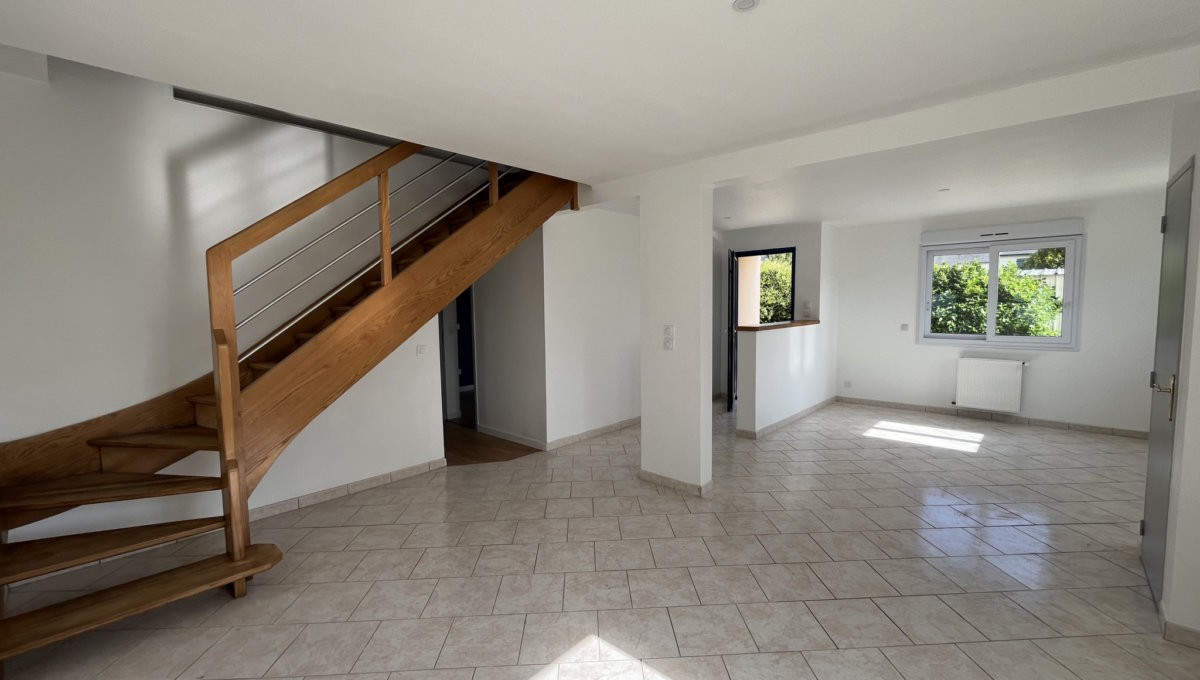 BEGARD : Maison rénovée  3 chambres Maison Vente