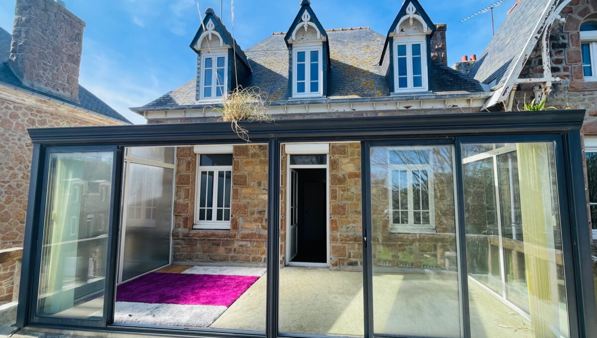 TREGASTEL : Coz Pors Ensemble de 2 Logements - A rénover Maison Vente